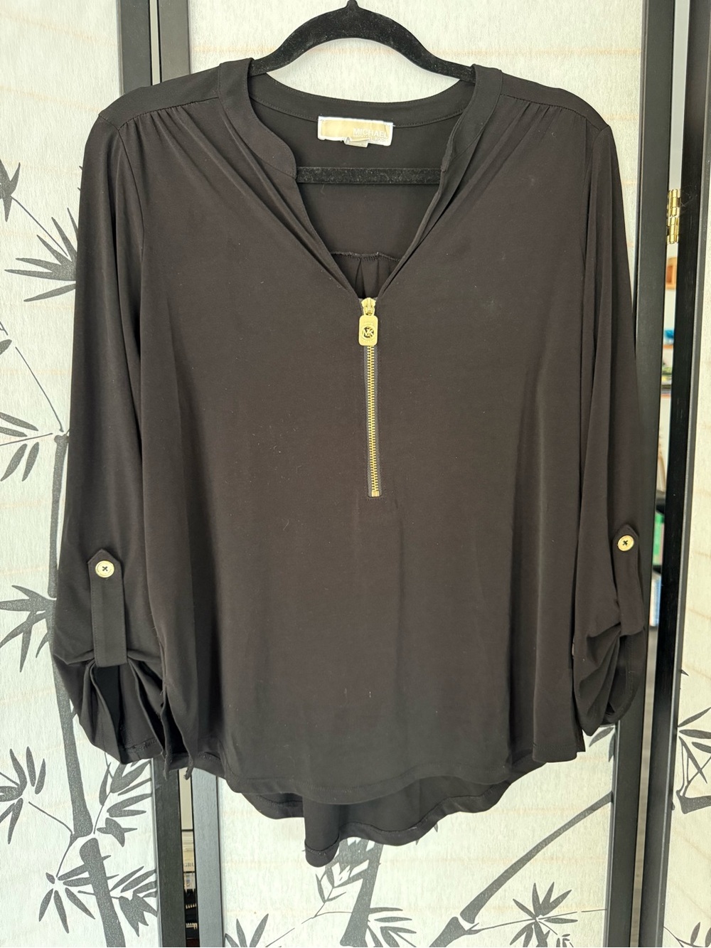 🖤✨Michael Kors Black Blouse with Gold Zip✨🖤